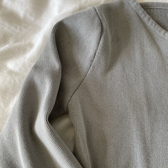 Grey button up long sleeve crop cardigan - Picture 4 of 8